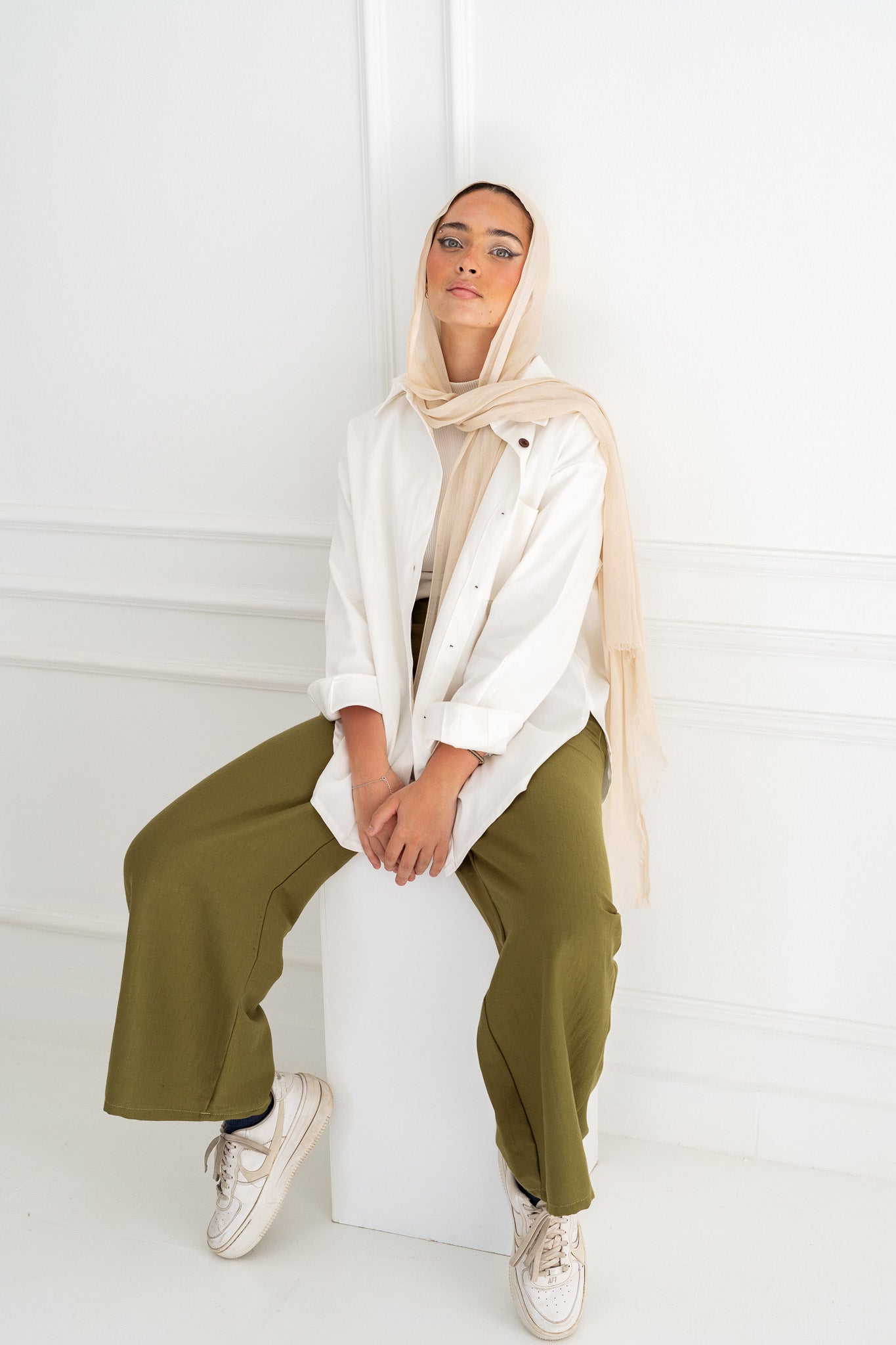 Amina Pants in Olive Green
