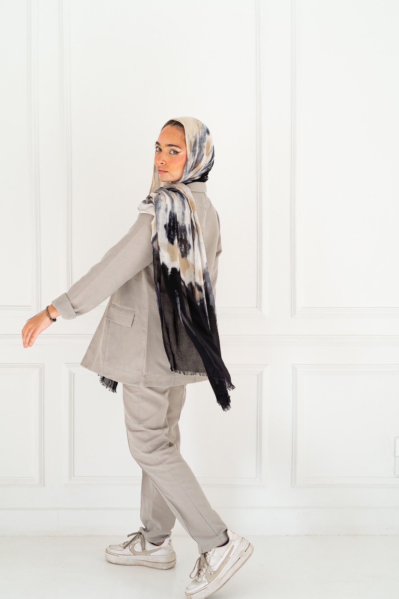 Nazly Pants in Grey