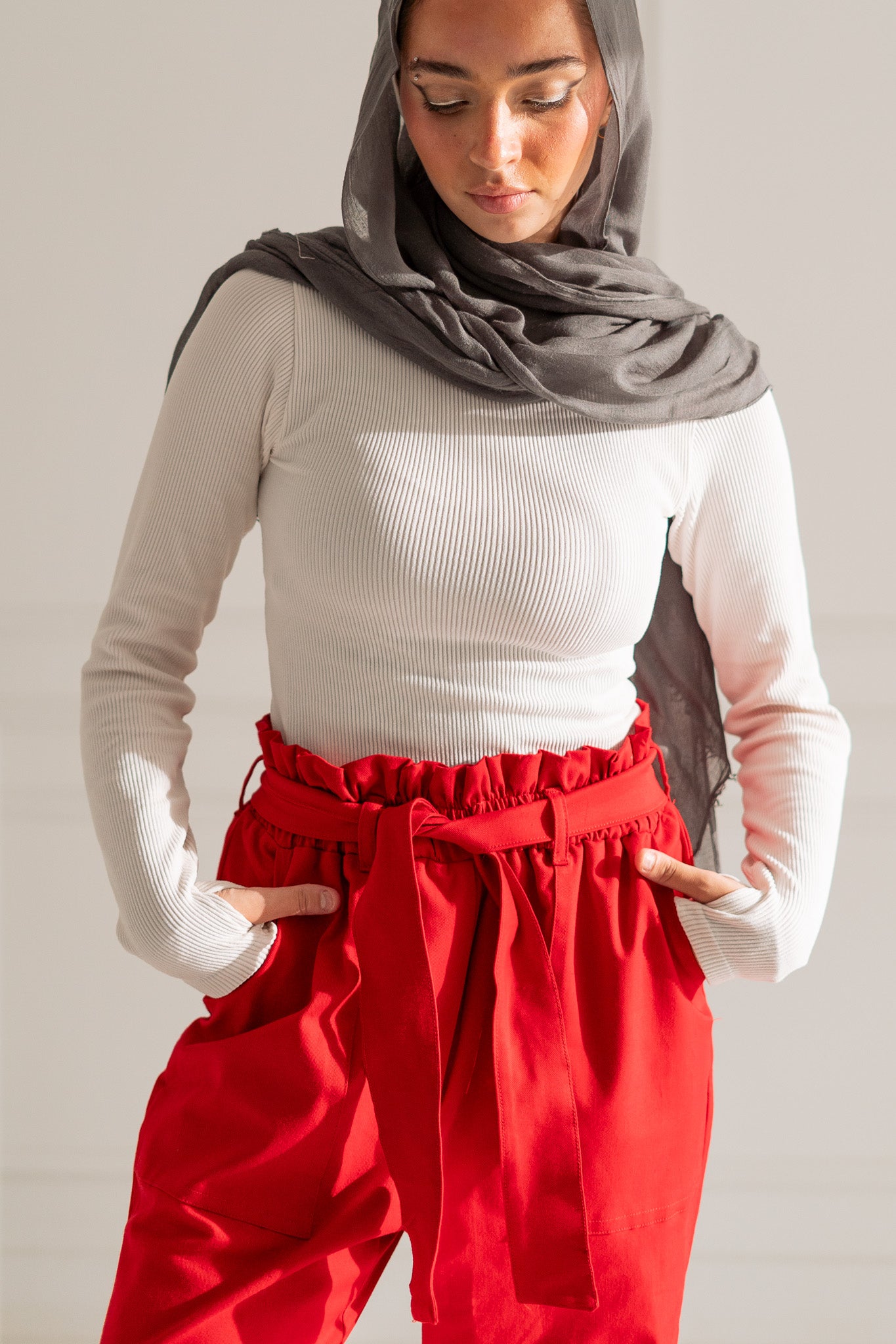Shadia Pants in Red