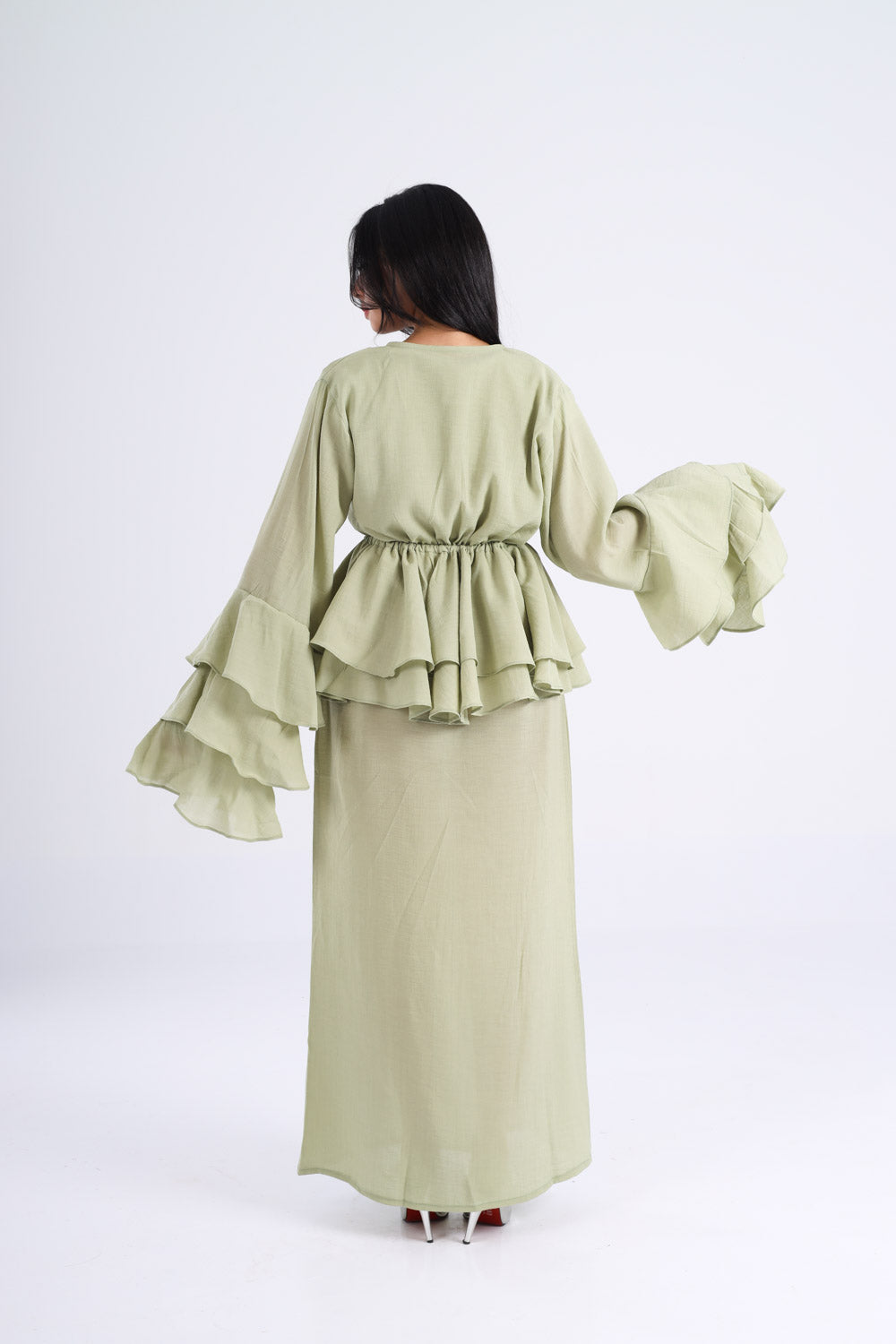 The Ruffles Set in Mint