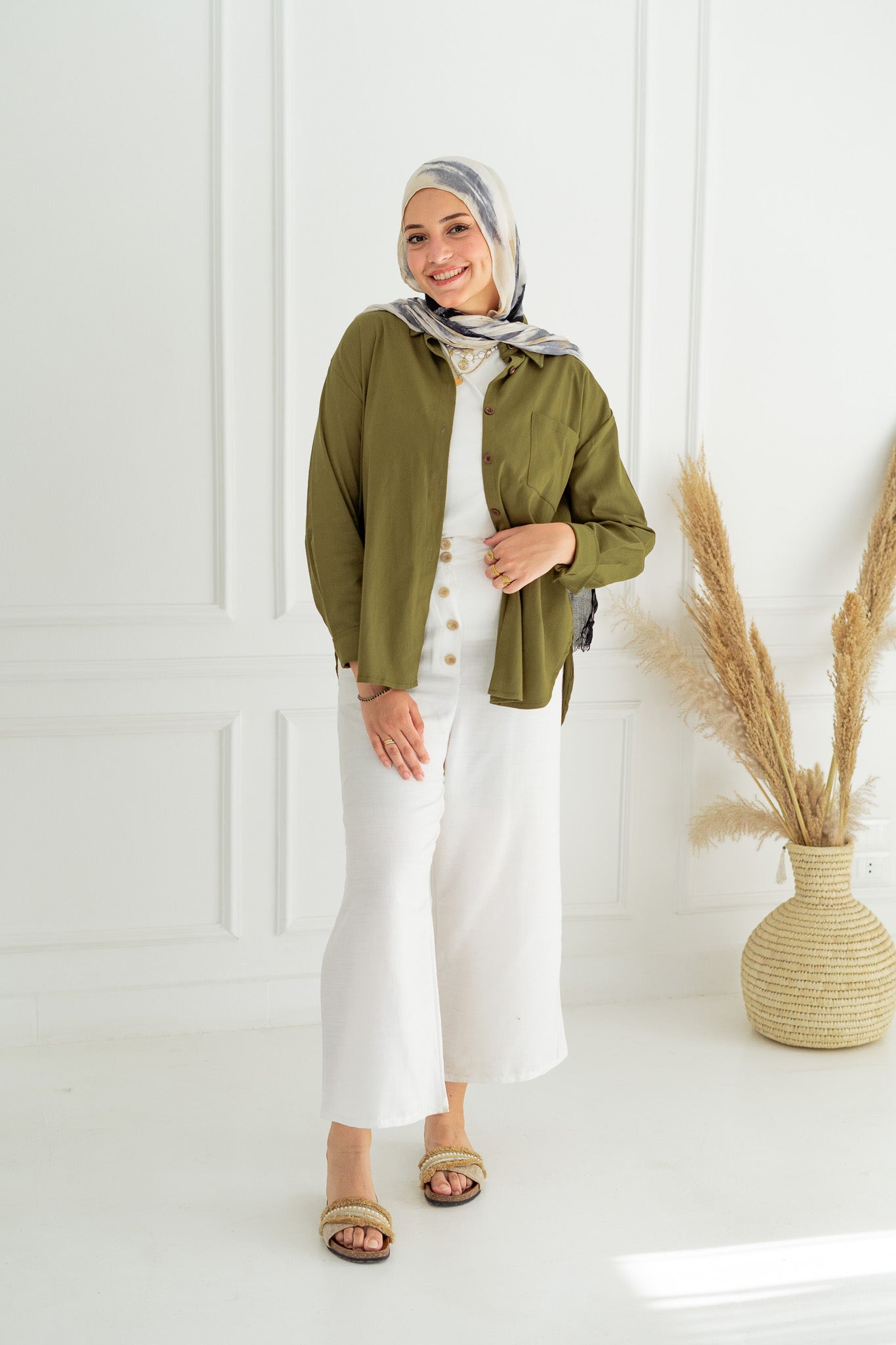 Amina Pants in White